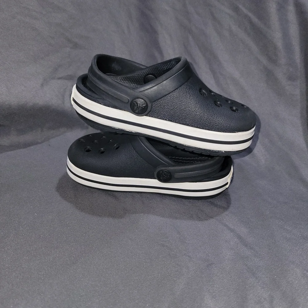 Crocs Crocband Clogs Junior Black Slip-On Round Toe Comfort C6 Toddler 6